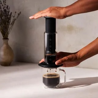 AeroPress Premium - Zaparzacz Do Kawy Szklany Czarny