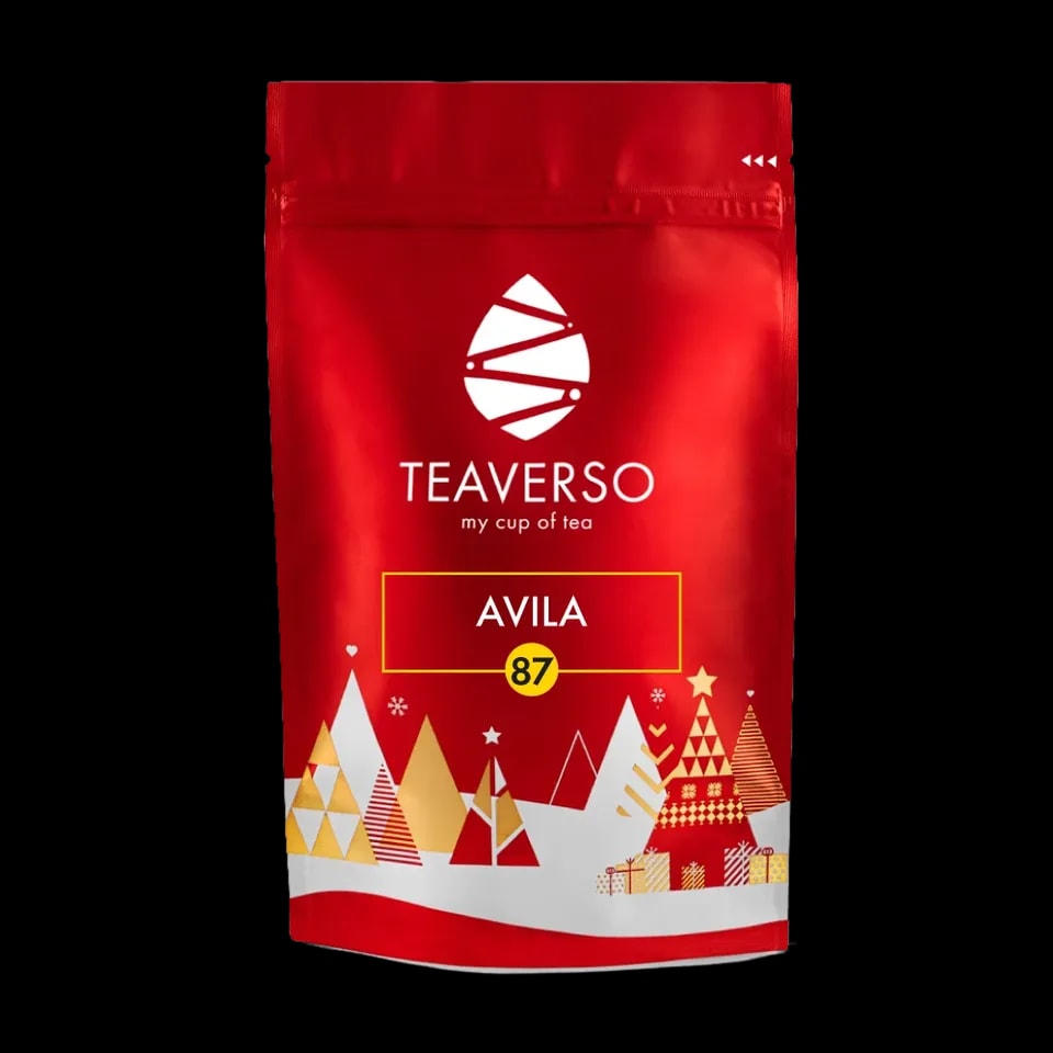 Czerwone opakowanie herbaty Teaverso Avila 87, z zimowym motywem graficznym przedstawiającym choinki i gwiazdy, podkreślającym świąteczny charakter produktu.