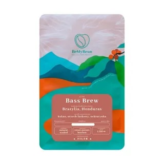 Opakowanie kawy Bass Brew z BeMyBean z Brazylii i Hondurasu, wyróżniające się nietuzinkowym wzornictwem. Kawa o profilach smakowych z nutami kakao i orzecha laskowego, idealna dla miłośników wyjątkowych aromatów.