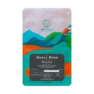 Opakowanie kawy BeMyBean Heavy Bean z Brazylii, wyróżniające się świeżymi ziarnami o profilu smakowym czekolady, nugatu i cukru trzcinowego. Idealna do parzenia espresso, ta kawa łączy w sobie wyjątkowe walory sensoryczne oraz wysoką jakość upraw.