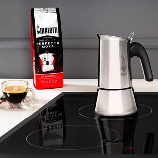 Bialetti Zestaw Venus 6tz + kawa Classico 250g