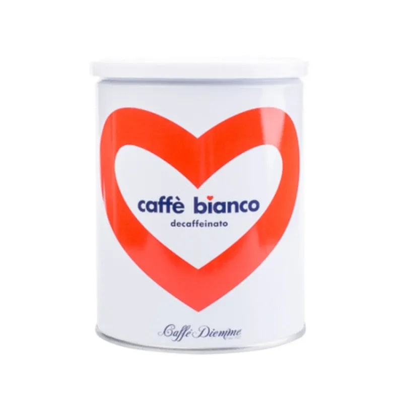 Opakowanie kawy Caffè Bianco bez kofeiny, idealnej dla miłośników łagodnych, aromatycznych naparów. Oferując wyjątkowy smak bez pobudzenia, ta kawa jest świetną alternatywą dla tradycyjnych napojów kawowych.