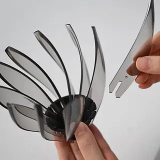 Hario - Suiren - Plastikowy dripper - Czarny