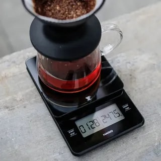 Hario - Szklana Waga Barista - Czarna