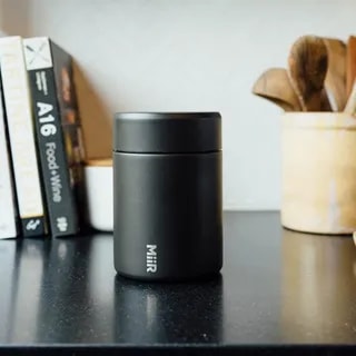 MiiR Coffee Canister 350 ml Hermetyczny pojemnik na kawę czarny