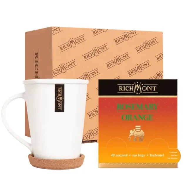 Zestaw zawiera wyjątkową herbatę Rosemary Orange w opakowaniu 40 saszetek oraz elegancką filiżankę z korkowym podkładem. Idealny dla miłośników herbaty i akcesoriów, ten zestaw sprawdzi się doskonale jako prezent lub do codziennego użytku.