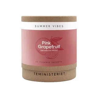 Opakowanie Pink Grapefruit cold brew fruit infusion zawiera 20 piramidowych saszetek, idealnych na orzeźwiający napój. Delikatna owocowa mieszanka sprawdzi się doskonale w ciepłe dni, przynosząc letnie wibracje do Twojej filiżanki.