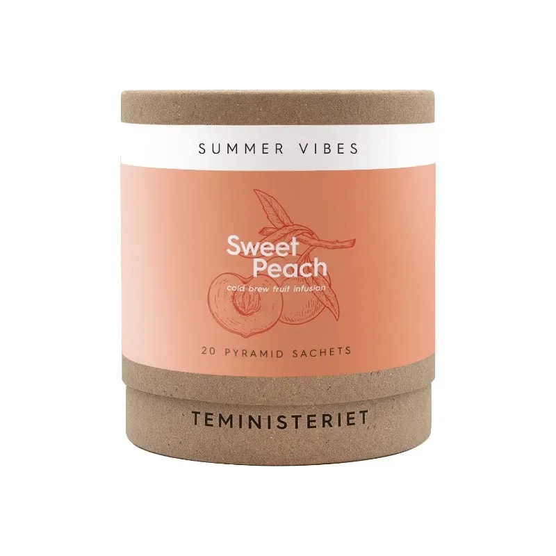 Pojemnik z herbatą owocową Sweet Peach w formie pyramid sachets. Idealna na letnie orzeźwienie, oferująca smakowitą infuzję jakościowych składników do zimnego parzenia.