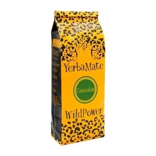 Opakowanie Yerba Mate WildPower z dodatkiem konopi, prezentujące unikalny design z leopardzym wzorem, idealne dla miłośników herbaty. Ten wyjątkowy napój dostarcza energii i stymulacji, będąc doskonałym wyborem dla osób poszukujących niepowtarzalnego smaku i aromatu.
