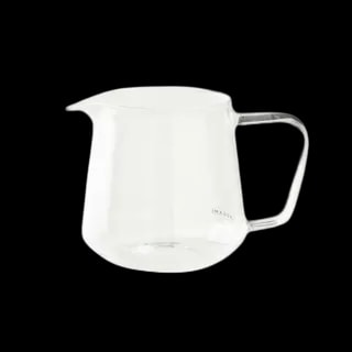 Szklany serwer Origami Aroma o pojemności 460 ml, wykonany z wysokiej jakości szkła żaroodpornego. Idealny do parzenia kawy metodą przelewową, z ergonomicznym uchwytem i nowoczesnym designem.