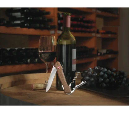 Scyzoryk Victorinox Wine Master 0.9701.63 - obrazek 16