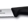 Nóż Victorinox Swiss Classic Czarny 6.7833 Ostrze Ząbkowane 11 cm - obrazek 3