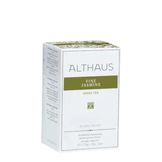 Opakowanie herbaty Althaus Fine Jasmine, delikatna zielona herbata z jaśminem, zawierające 20 indywidualnie pakowanych saszetek, z eleganckim zielono-białym designem, wyprodukowane w Niemczech