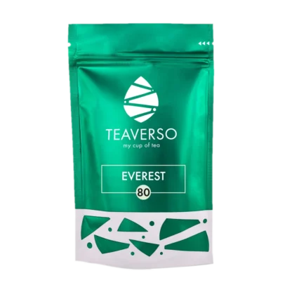 Opakowanie herbaty Teaverso Everest w zielonym woreczku z logo Teaverso i napisem 'my cup of tea'.