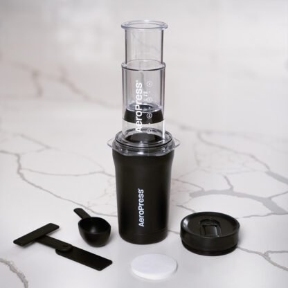 AeroPress Go Plus - Zaparzacz do Kawy z Kubkiem Termicznym Czarny - obrazek 4