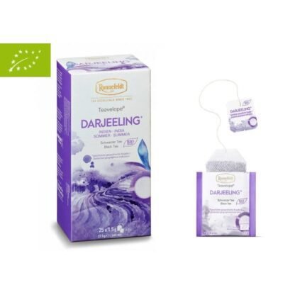 Ekologiczna herbata Ronnefeldt Teavelope Darjeeling BIO w opakowaniu zawierającym 25 saszetek herbaty czarnej Darjeeling. Widoczne opakowanie herbaty o pojemności 25 x 1,5g (37,5g netto) oraz pojedyncza saszetka z tagiem Darjeeling. Na opakowaniu znajduje się logo Ronnefeldt, oznaczenie ekologiczne BIO oraz informacje o pochodzeniu herbaty z Indii.