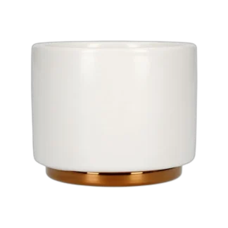 Biały kubek Fellow Monty Cappuccino o pojemności 190 ml. Wykonany z wysokiej jakości ceramiki, z matowym wykończeniem i minimalistycznym designem. Elegancka forma idealnie nadaje się do serwowania cappuccino, podkreślając wyjątkowy smak i aromat kawy.
