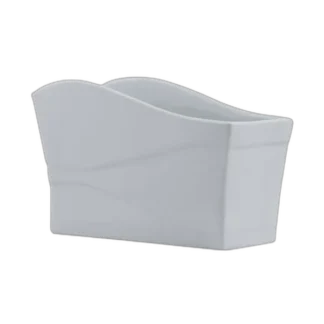 Elegancki porcelanowy stojak na filtry do drippera Hario V60 w klasycznym białym kolorze, idealny do przechowywania papierowych filtrów w uporządkowany sposób. Minimalistyczny design i wysokiej jakości wykonanie sprawiają, że doskonale komponuje się z innymi akcesoriami do parzenia kawy metodą przelewową.