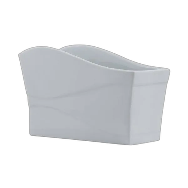 Elegancki porcelanowy stojak na filtry do drippera Hario V60 w klasycznym białym kolorze, idealny do przechowywania papierowych filtrów w uporządkowany sposób. Minimalistyczny design i wysokiej jakości wykonanie sprawiają, że doskonale komponuje się z innymi akcesoriami do parzenia kawy metodą przelewową.