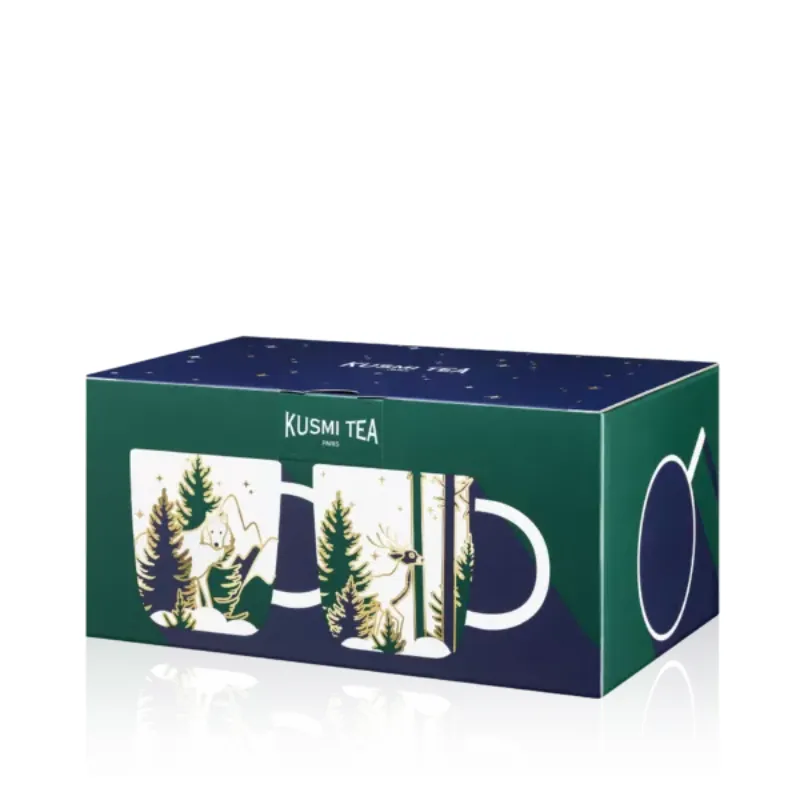 Zestaw filiżanek marki Kusmi Tea, przedstawiający eleganckie wzory z motywami natury, doskonały do serwowania ulubionych herbat. To idealny wybór dla każdego, kto ceni wysoką jakość i estetykę podczas parzenia napojów.